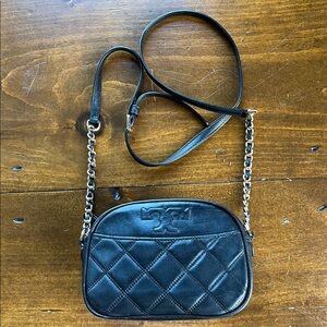 Tory Burch Savannah Camera Quilted Crossbody Bag in Black